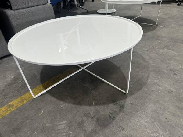 White Large Coffee Table (Metal)