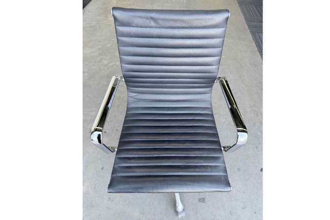 Eames Replica Boardroom Chair 