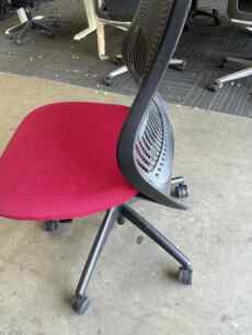 Knoll- Formway Design Chair