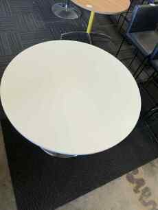 Round Cafe Table 1000mm