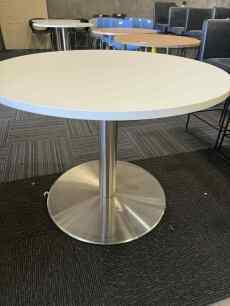 Round Cafe Table 1000mm