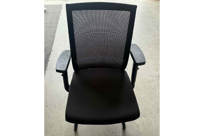 Black Sled Chair/lumbar