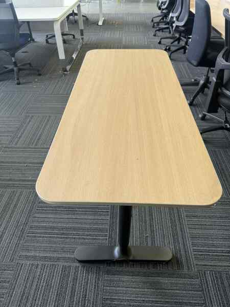 Desk 1400mm