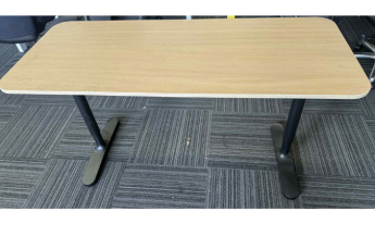 Desk 1400mm