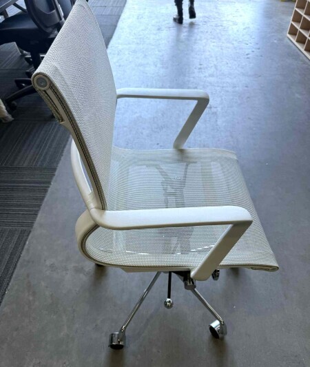 Ivory Mesh Chair/arms (NEW)