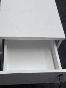 White Pedestal (new)