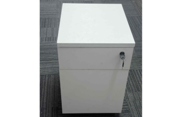 White Pedestal (new)
