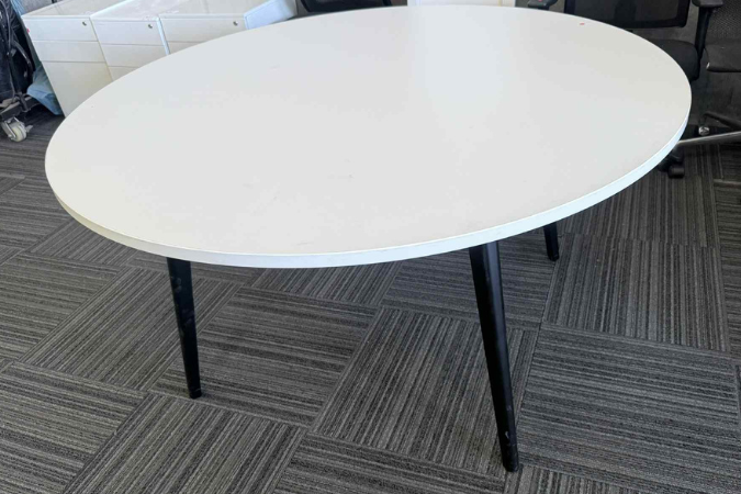 Meeting Table 1400mm
