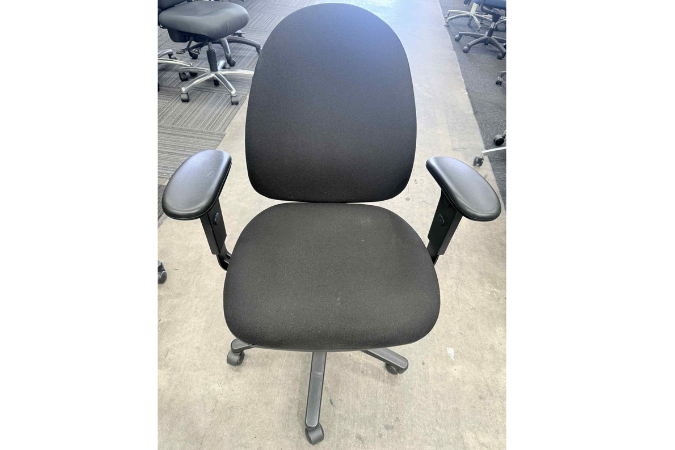 Black Task Chair/arms