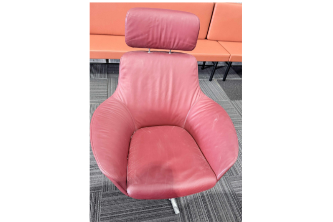 Walter Knoll Oscar Chair